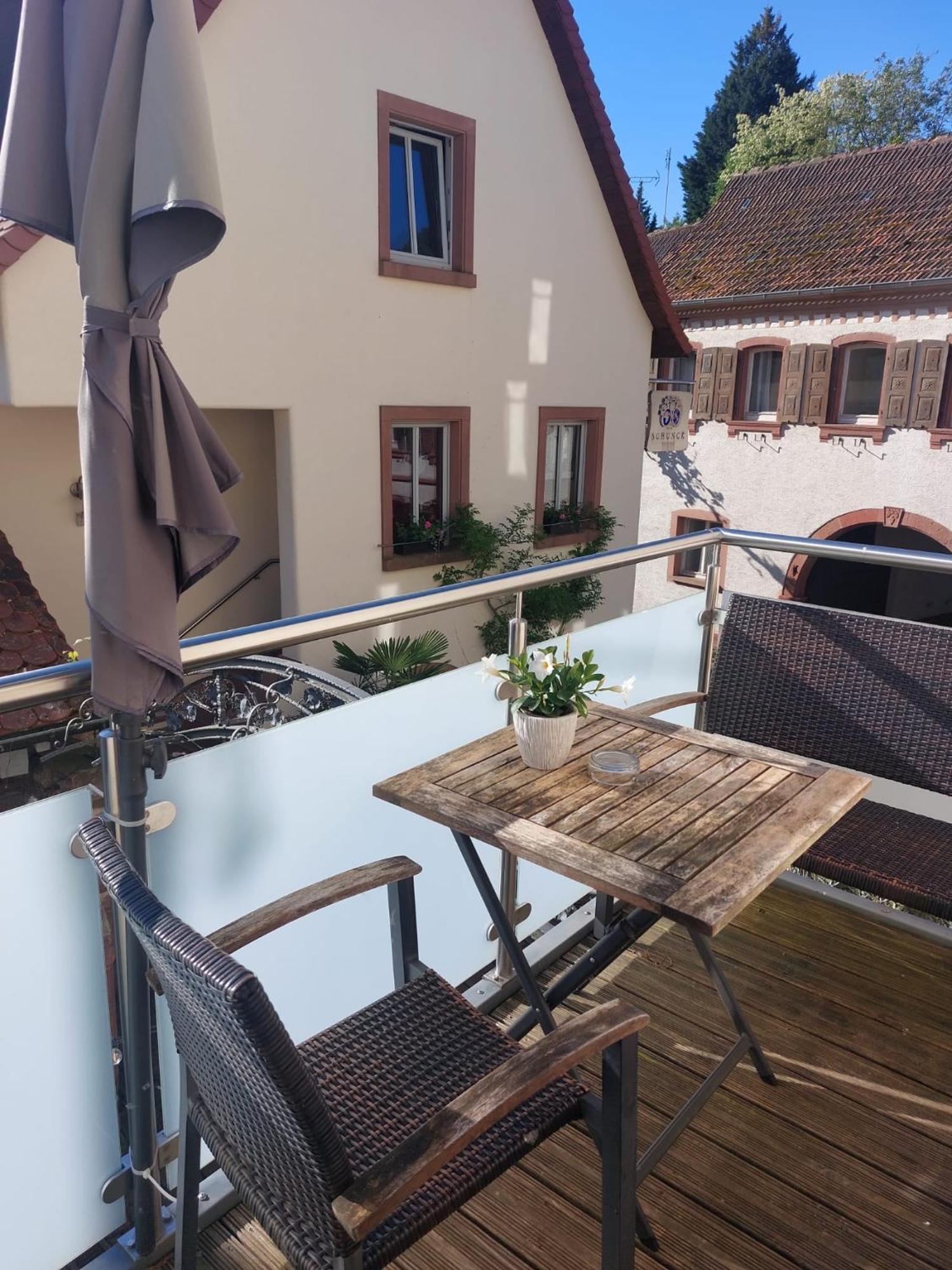 Weingut Schunck Leinsweiler Exterior foto