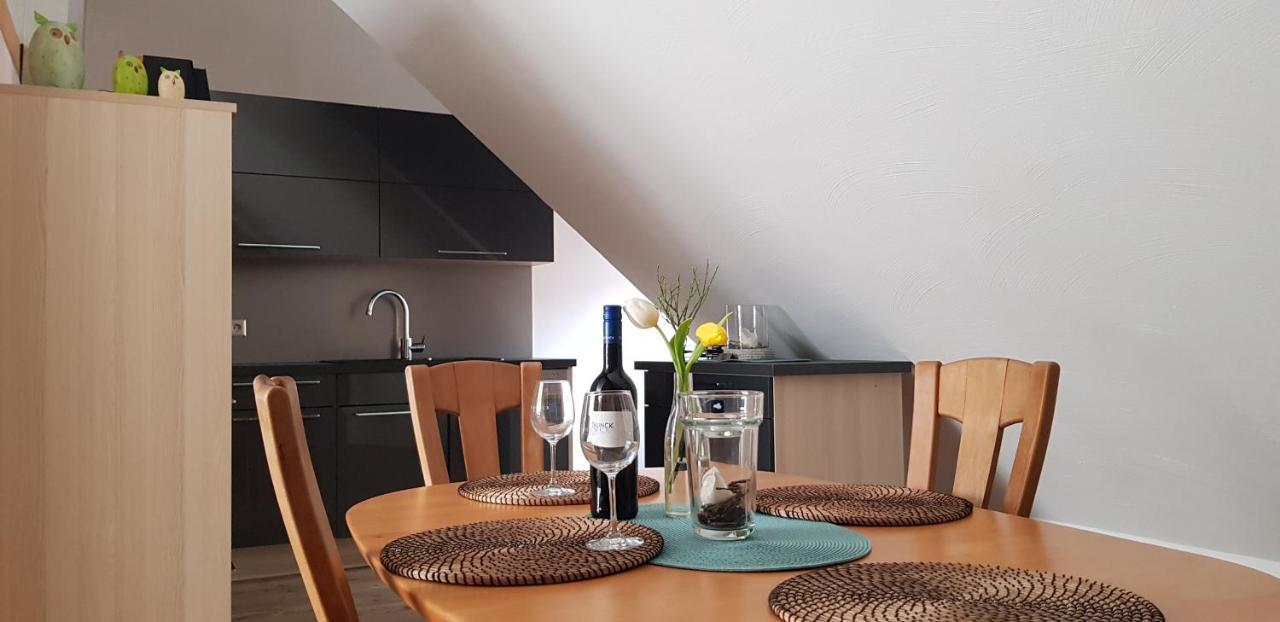 Weingut Schunck Leinsweiler Exterior foto